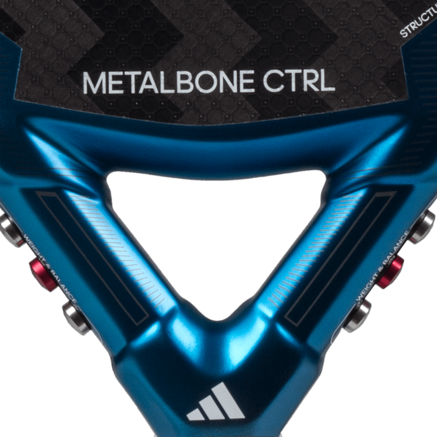 Pala Padel Adidas Metalbone Carbon Ctrl 3.3 2024 de Lorena Rufo 5